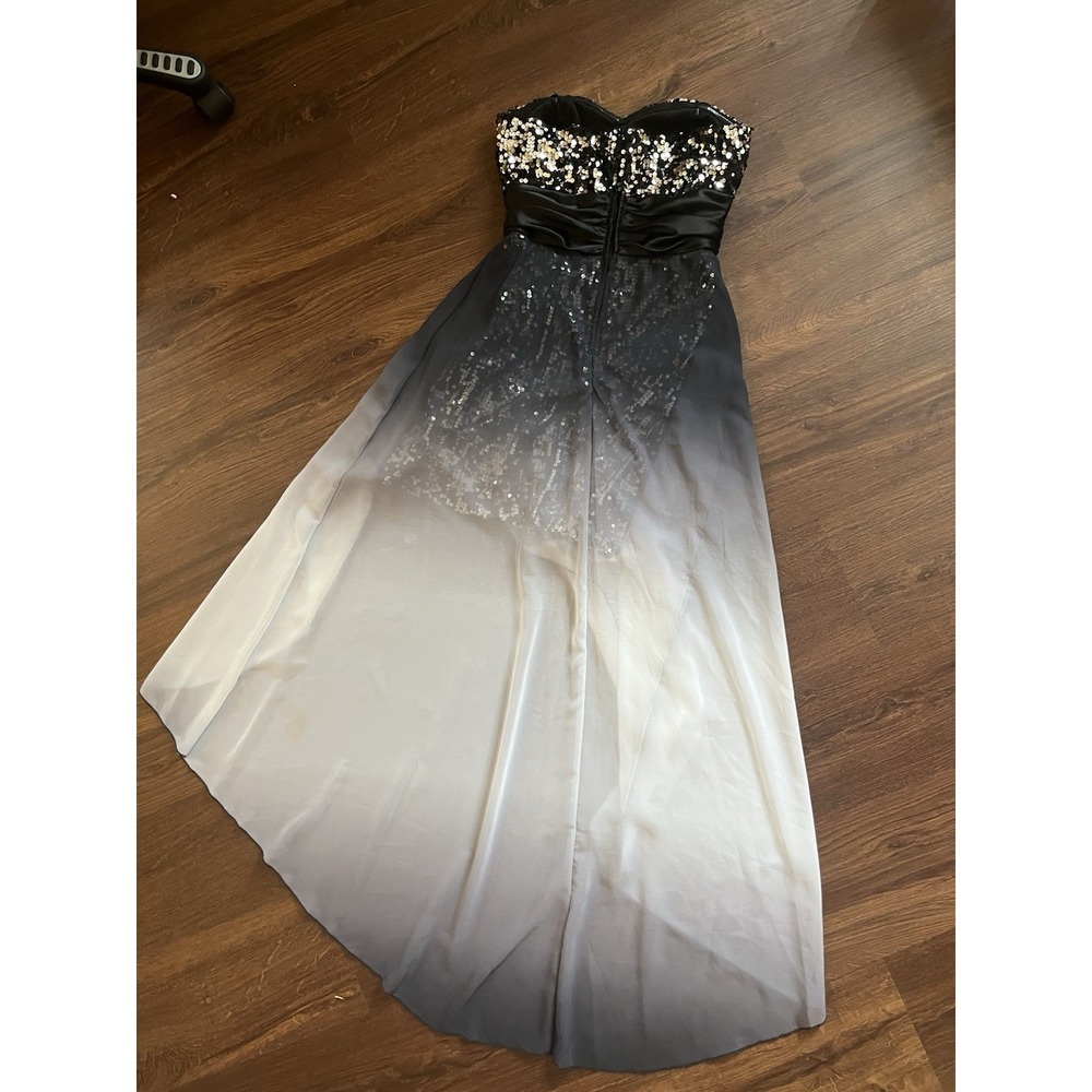 Juniors Strapless Sequined Dress Size 7